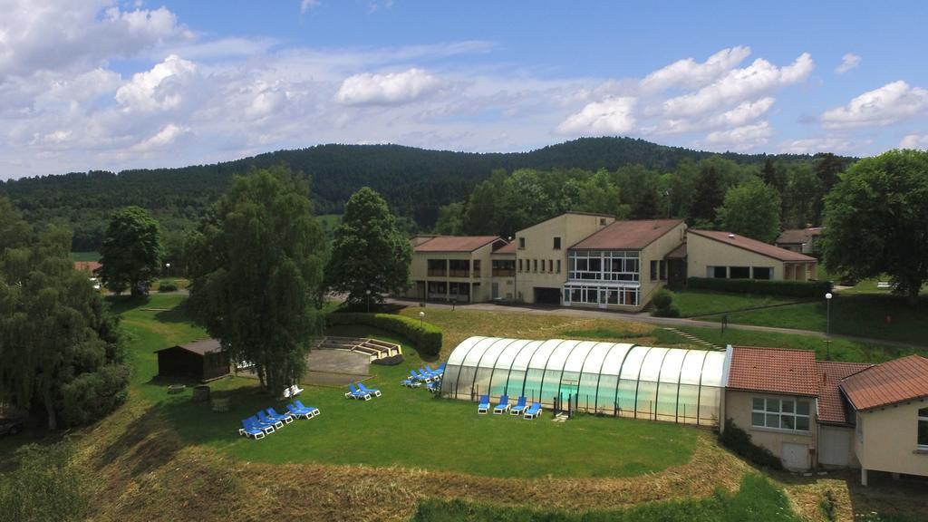 VVF Villages   Les Monts du Forez   Saint-Jean-la-Vêtre Extérieur photo
